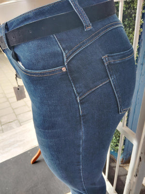 Mom Fit Női Farmernadrág – sötétkék / fekete ,ajándék övvel( 30-36)