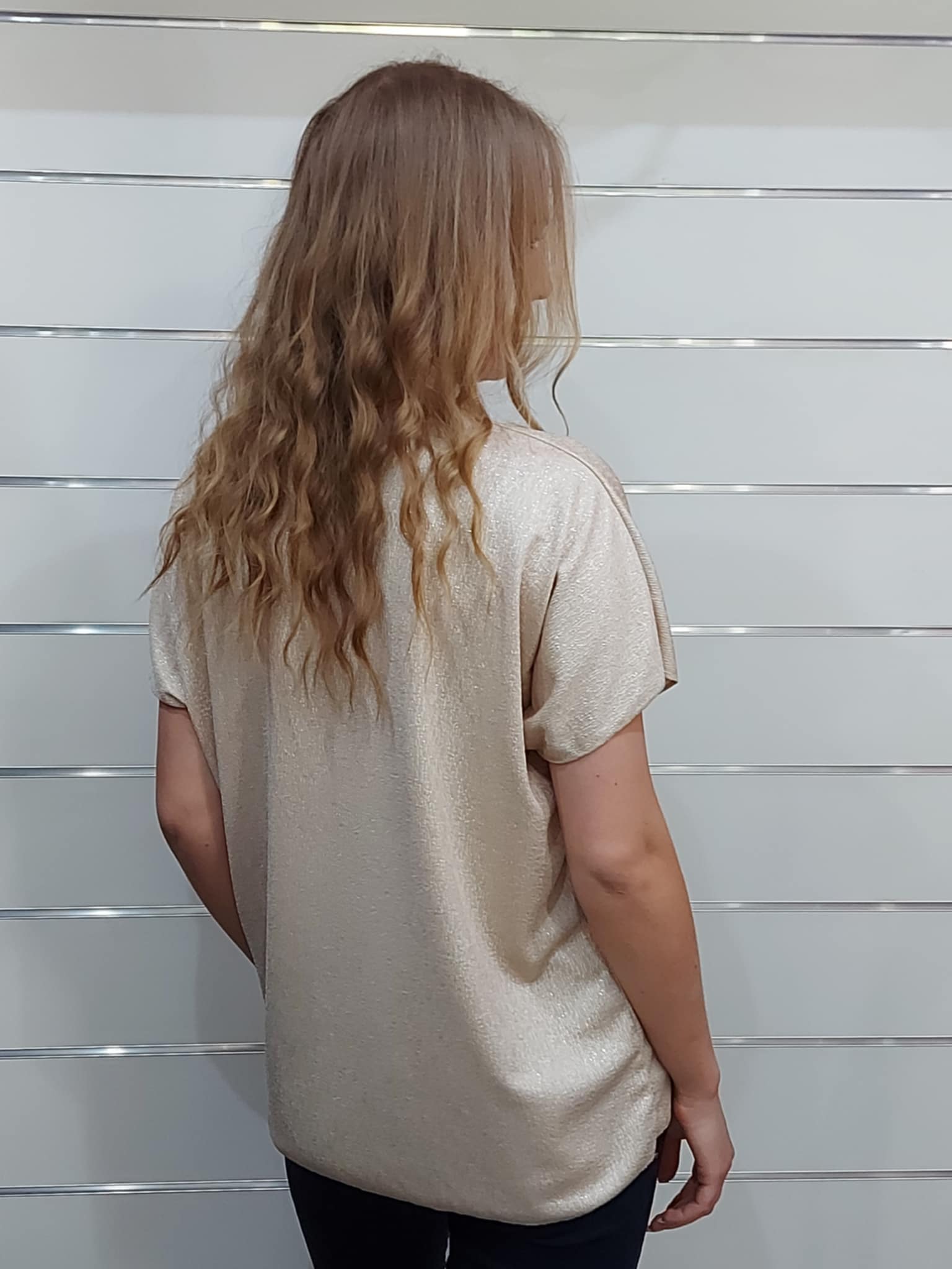 Lurex szálas női V-nyakú felső – kényelmes, elegáns, univerzális méret! (M-3XL)