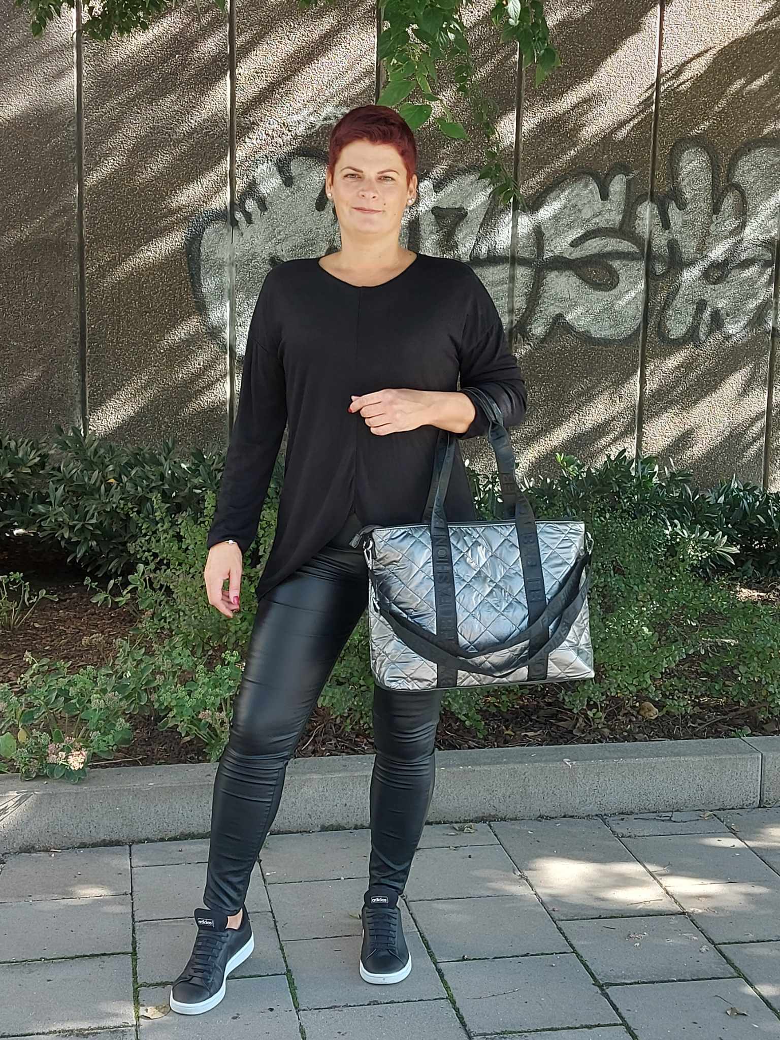Hosszított női felső- aszimmetrikus alj ( M-2XL)