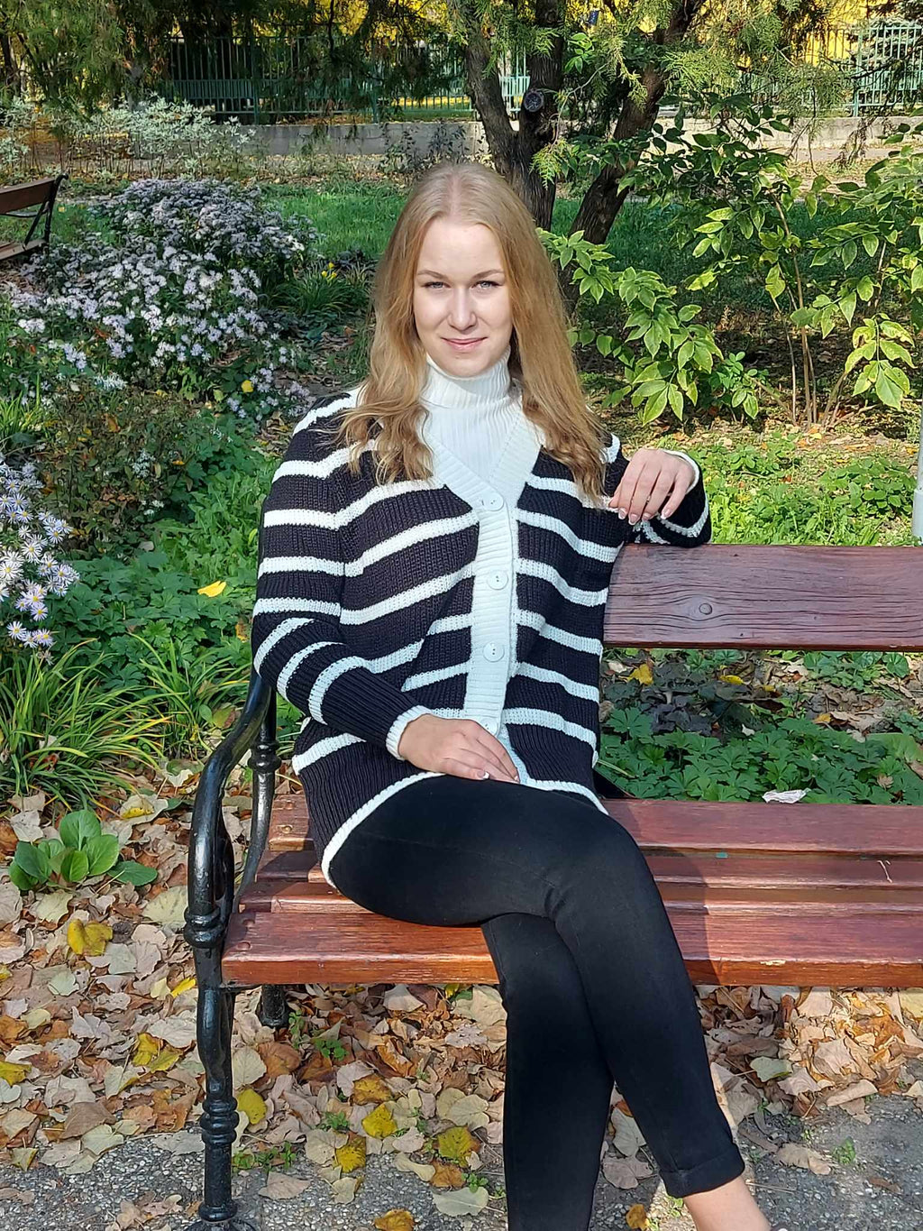 Kötött gombos női kardigán (M-XXL)