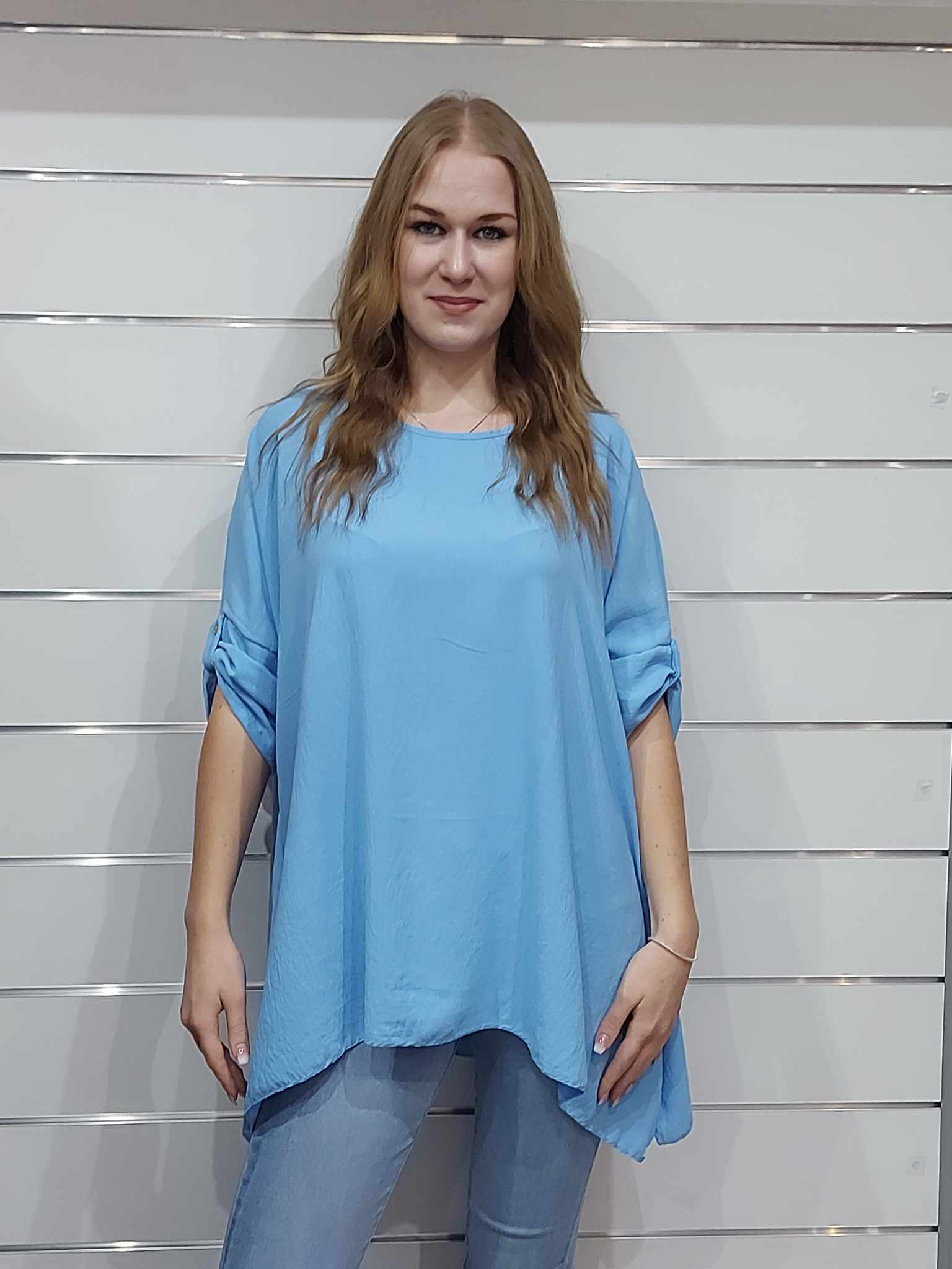 Nagyméretű női felső aszimmetrikus aljjal(M-3XL)