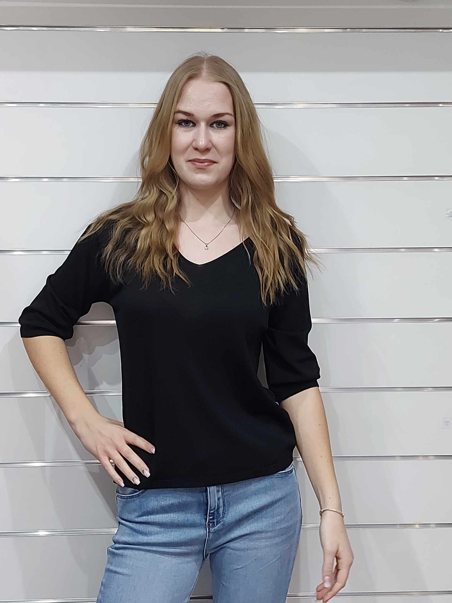 Női V nyakú kötött női felső(S-L)-fekete,sötétkék