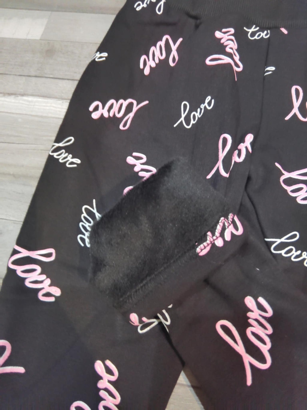 Lány thermo leggings "LOVE" mintával – 134–164
