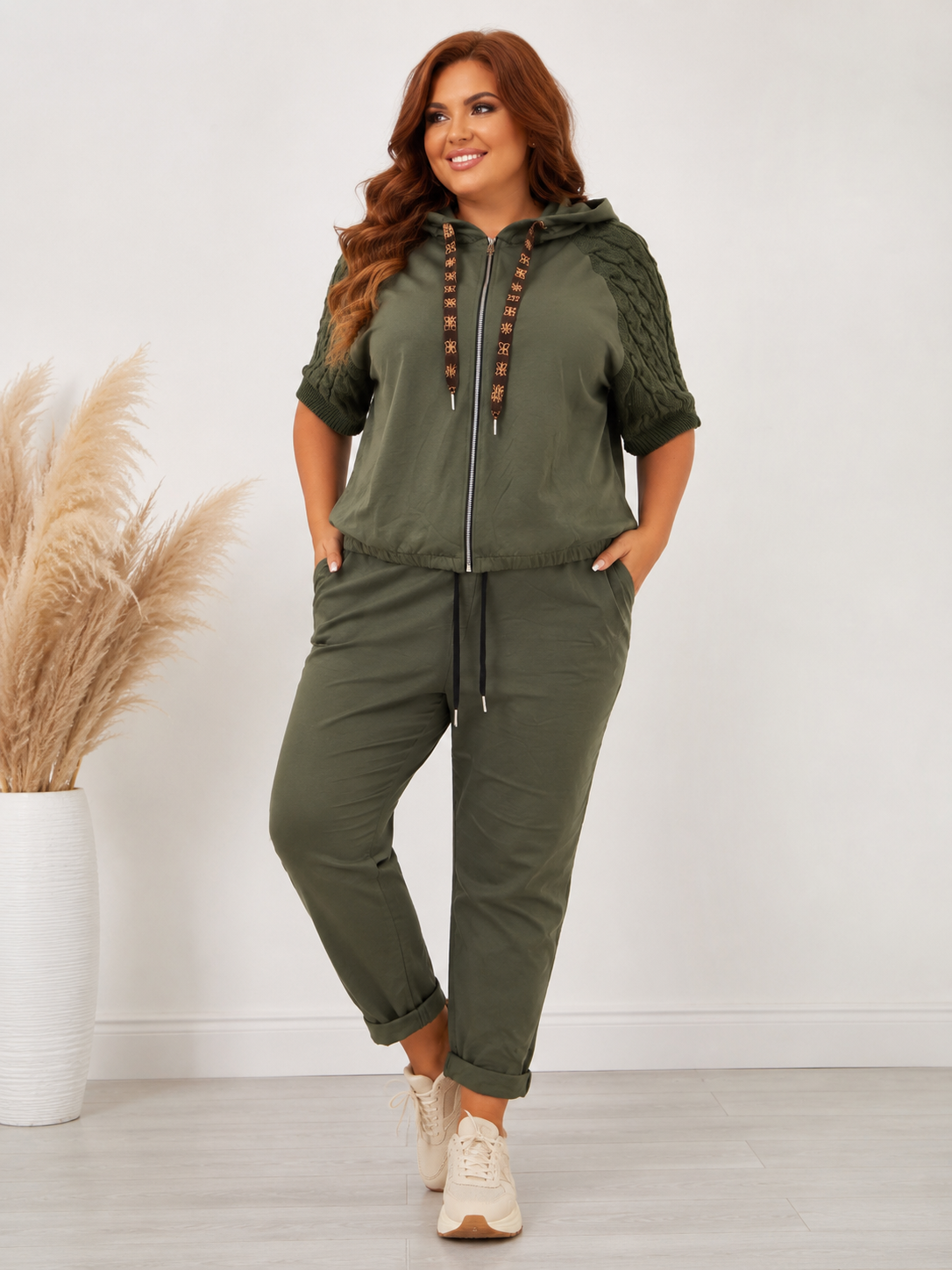 Kötött ujjú kapucnis női mellény – PLUS SIZE ( L-3XL)