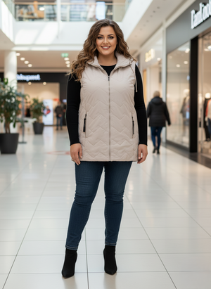 Női bézs steppelt mellény – Plus Size (46–54)