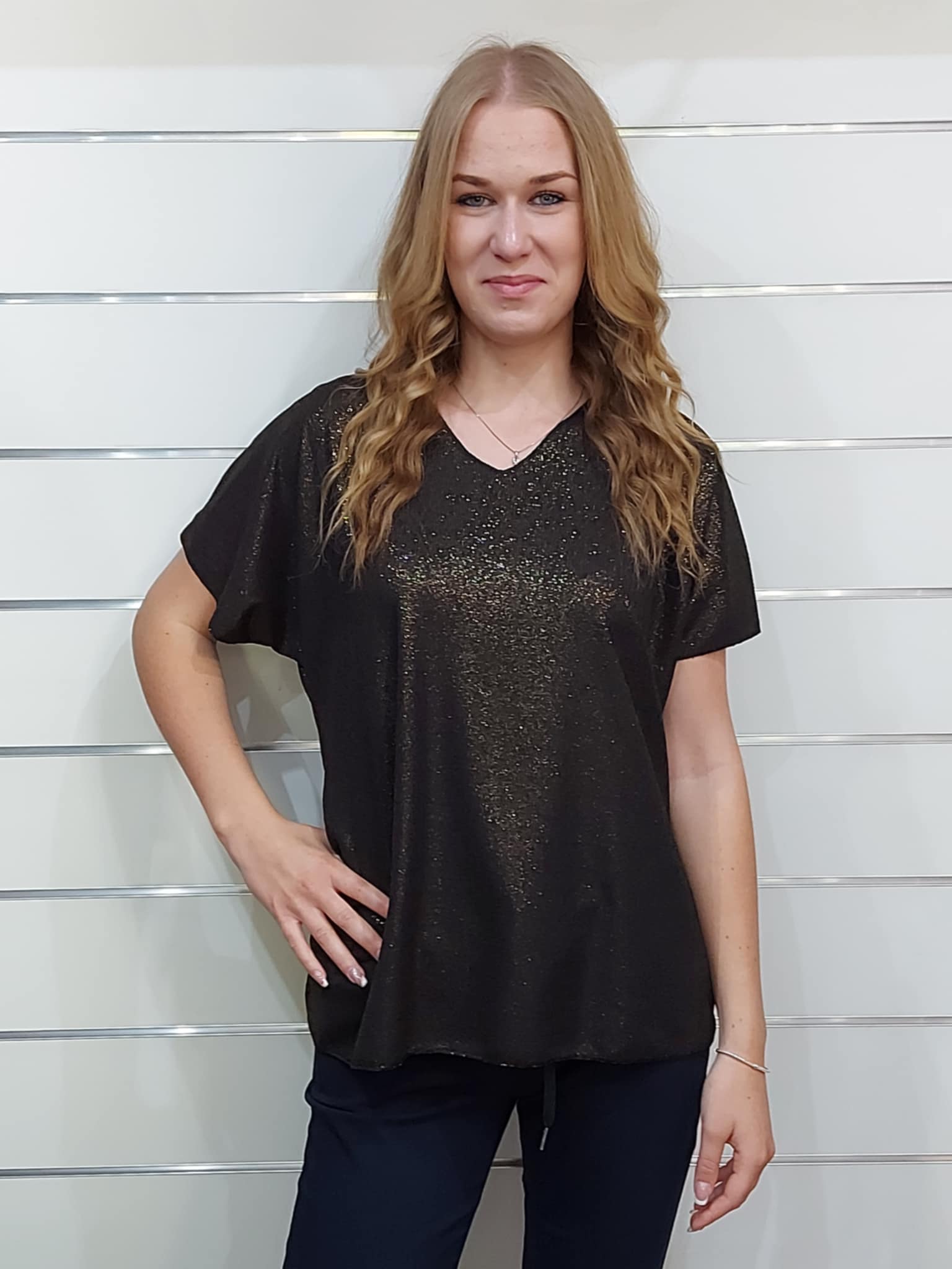 Lurex szálas női V-nyakú felső – kényelmes, elegáns, univerzális méret! (M-3XL)