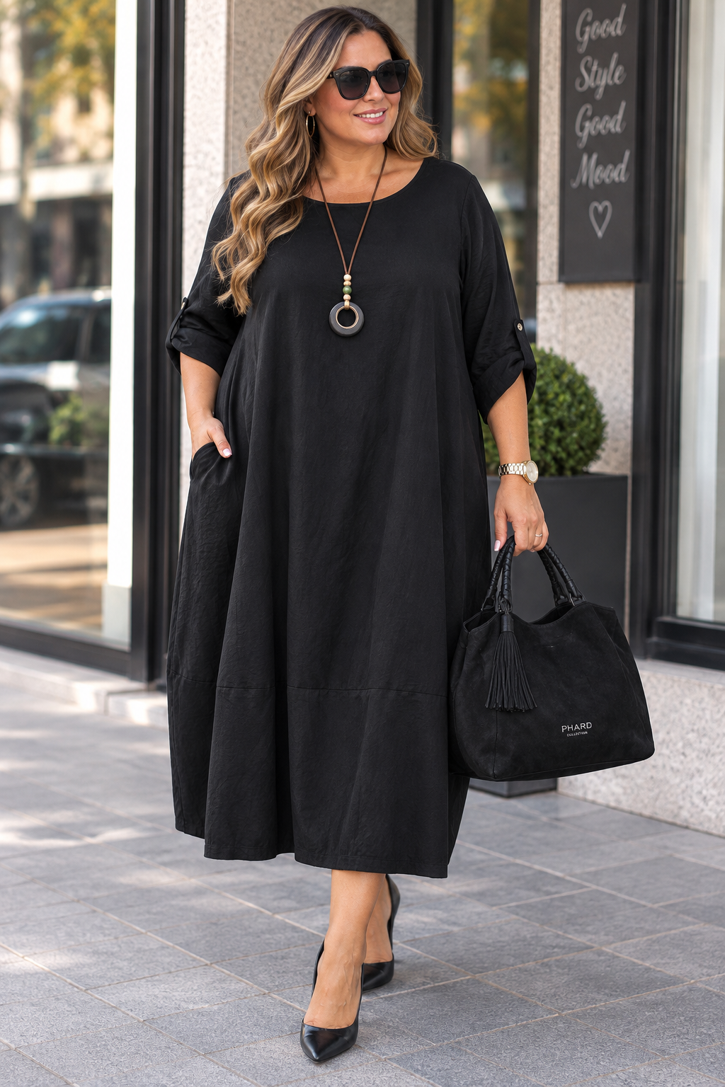 PLUS SIZE női kordbársony buborékruha L–3XL méretig
