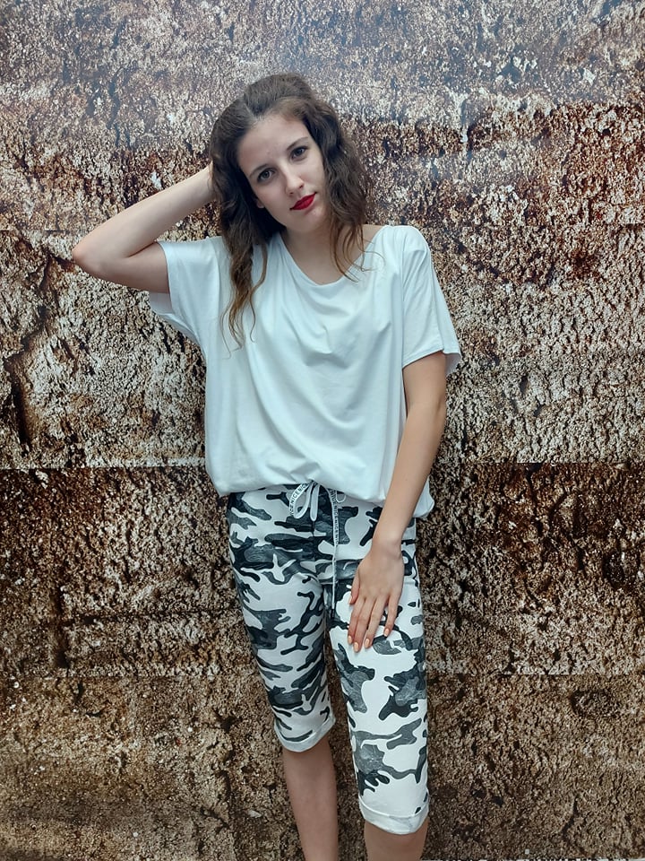 RÖVID UJJÚ, GUMIS ALJÚ NŐI PÓLÓ - Rainbow Trend Shop