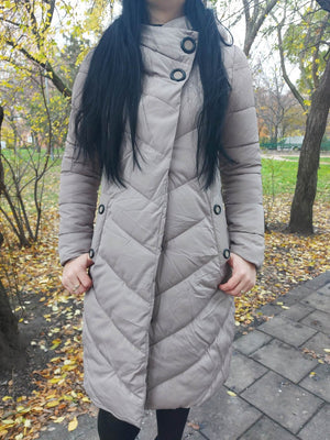 KITTI Női steppelt hosszú kabát-Bézs