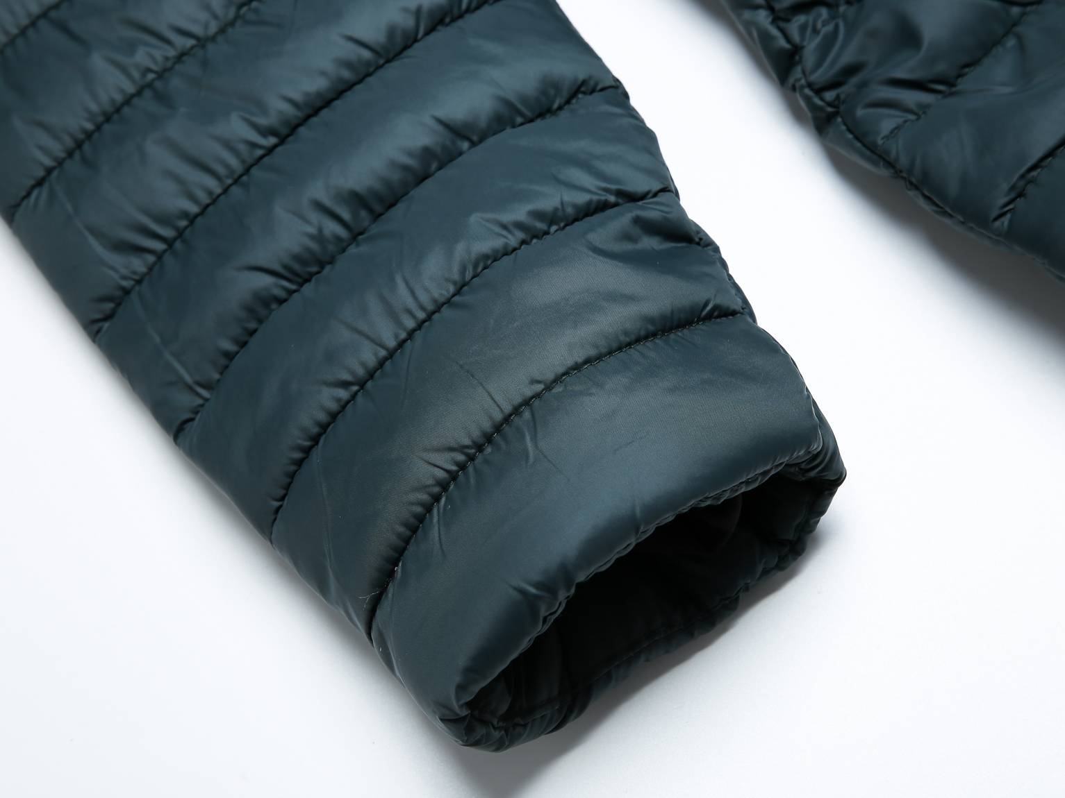 Steppelt hosszított női kabát-Sötétzöld